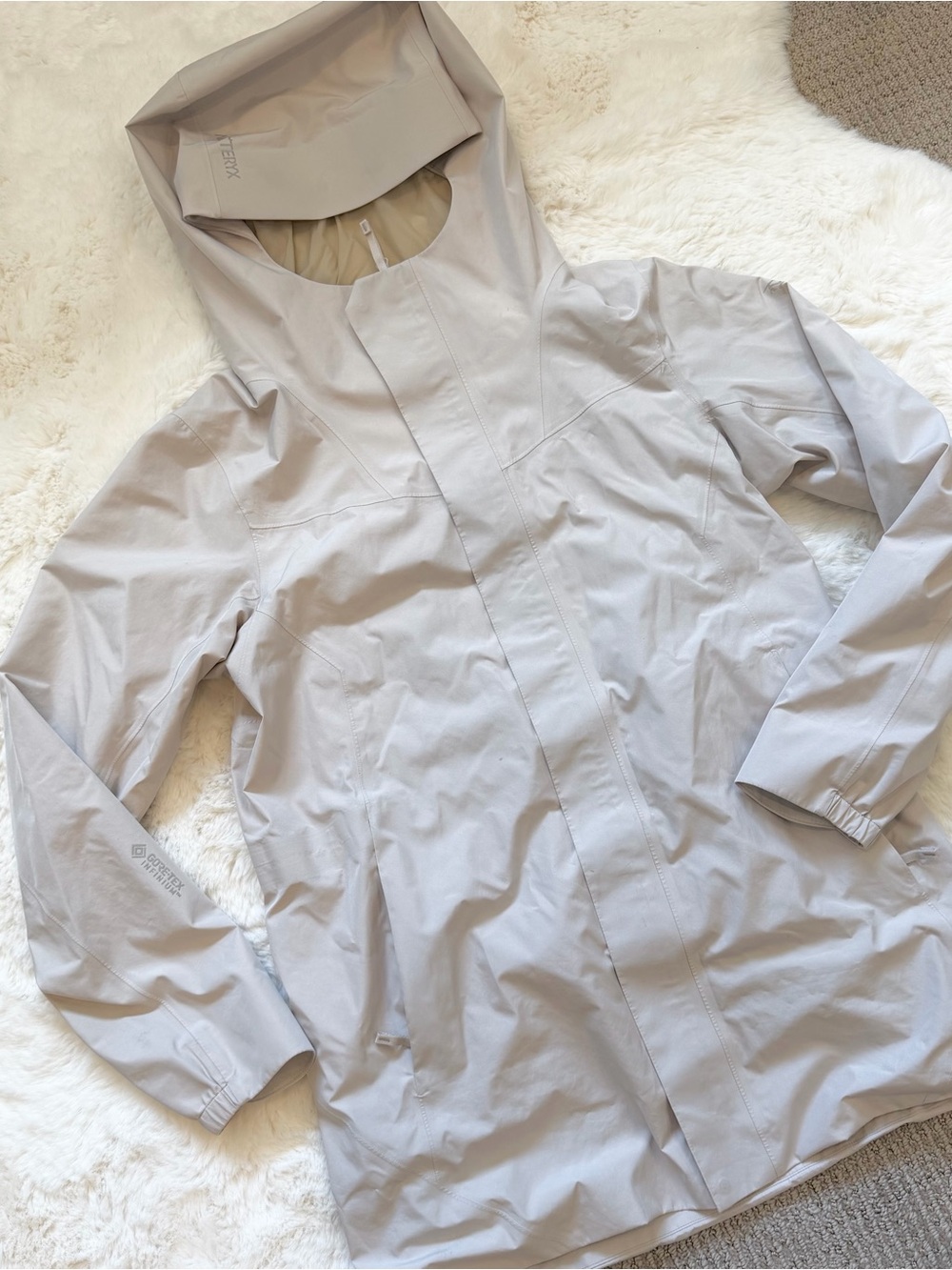Arc'teryx Water-resistant Gore-tex Hooded Jacket Windbreaker XXS - Beige